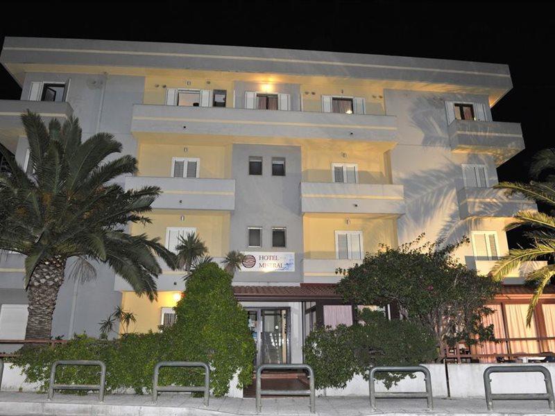 אלגהרו Hotel Mistral מראה חיצוני תמונה
