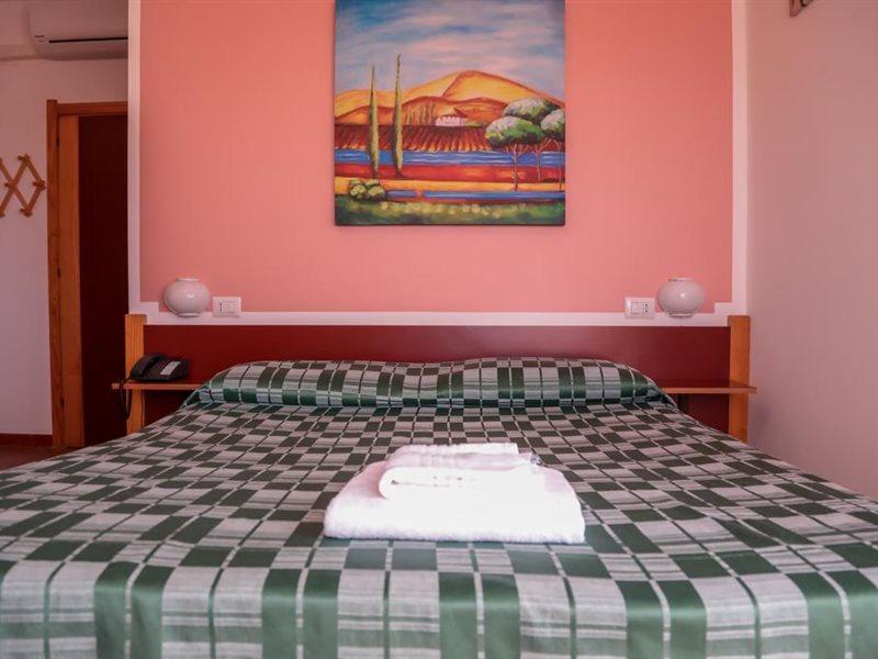 אלגהרו Hotel Mistral מראה חיצוני תמונה