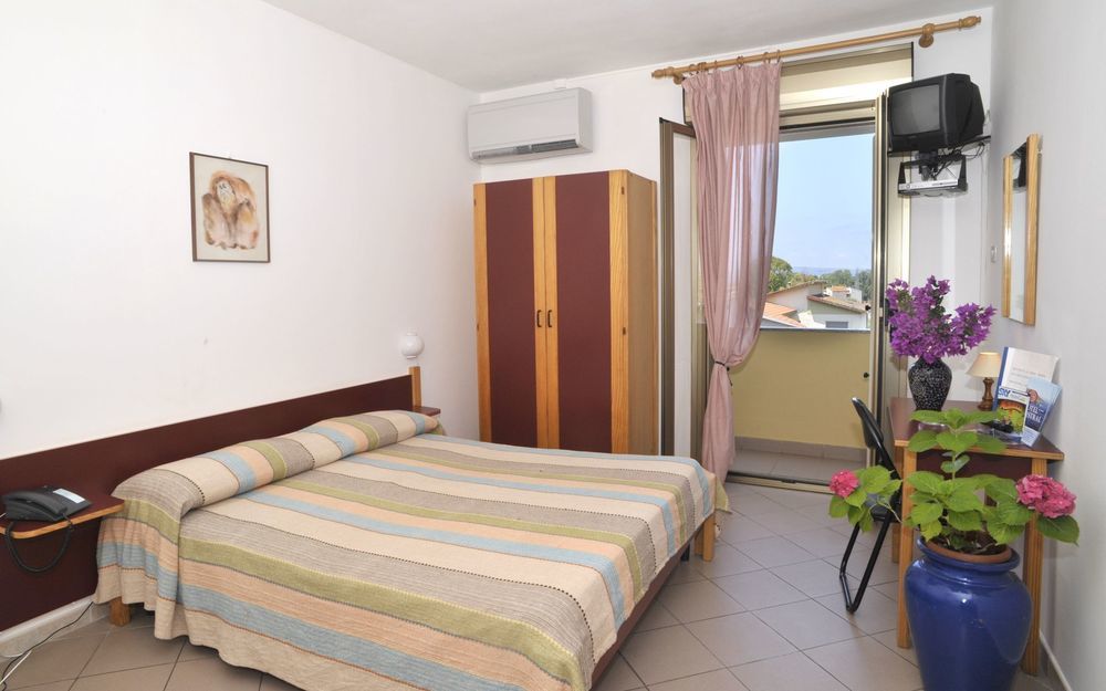 אלגהרו Hotel Mistral מראה חיצוני תמונה