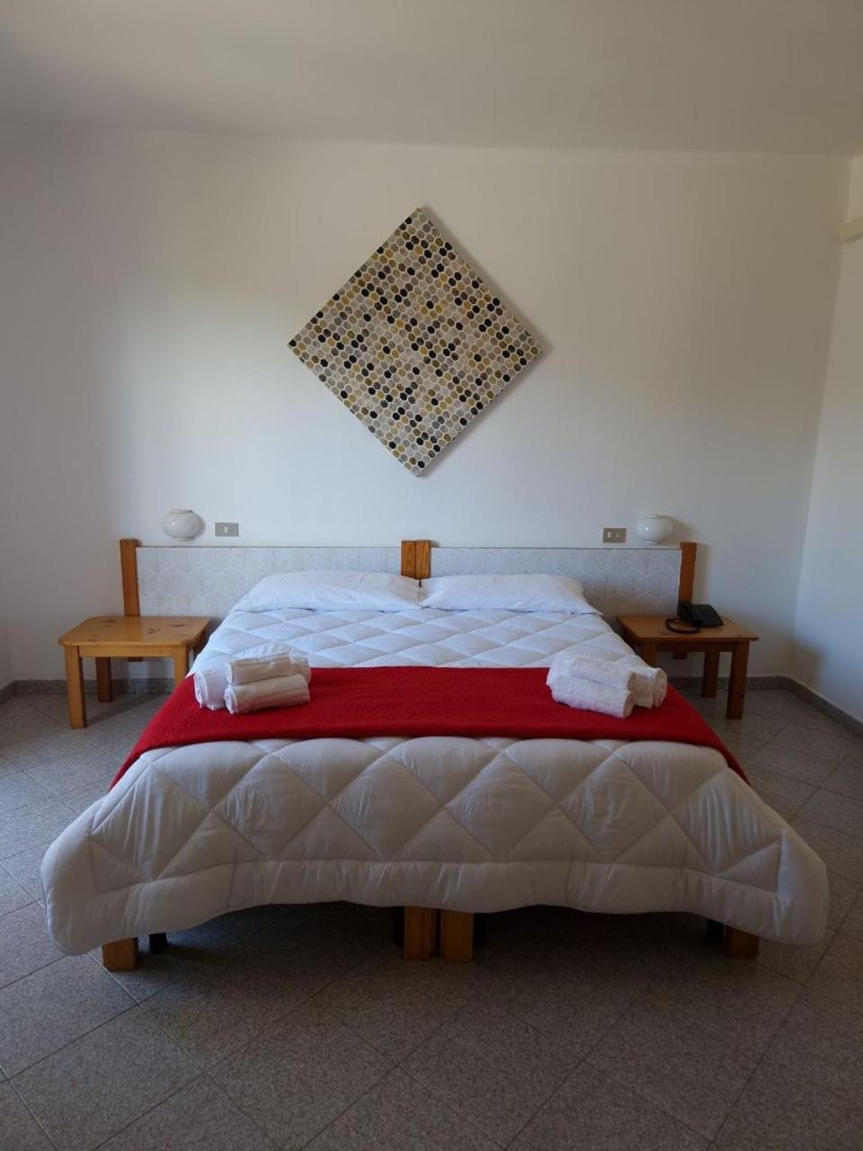 אלגהרו Hotel Mistral מראה חיצוני תמונה