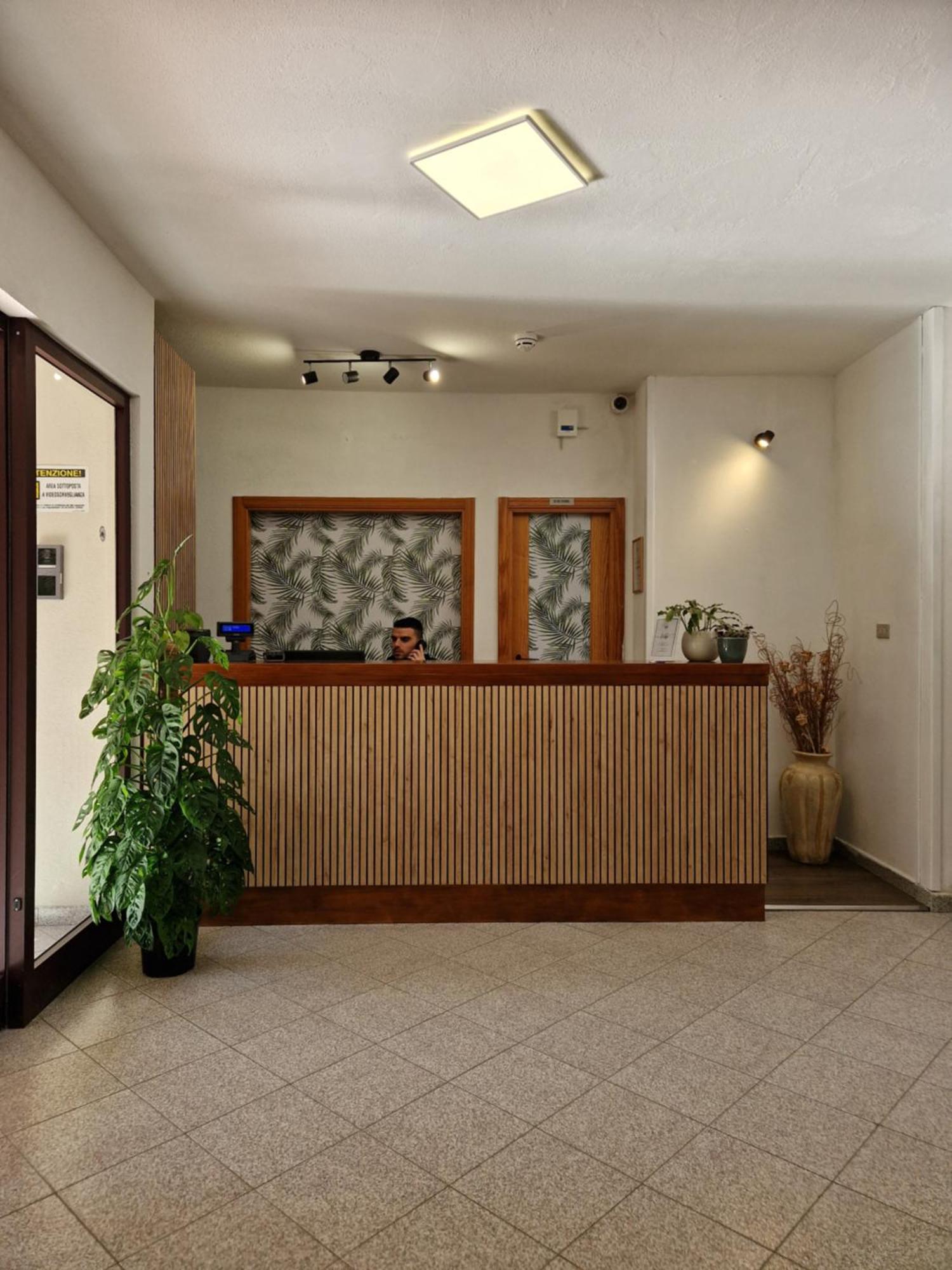 אלגהרו Hotel Mistral מראה חיצוני תמונה